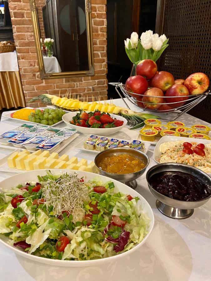 Hotel Piast سووبسك المظهر الخارجي الصورة
